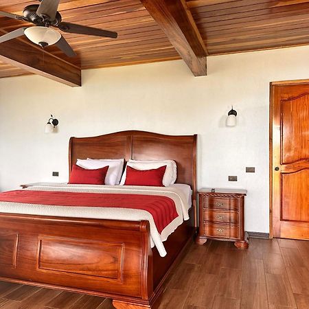 Hotel Tropico Monteverde 외부 사진