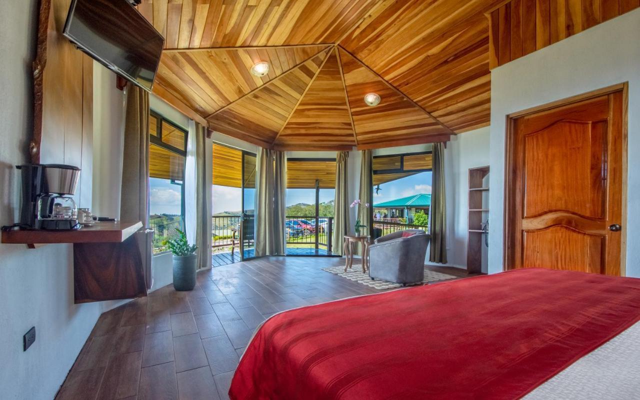 Hotel Tropico Monteverde 외부 사진