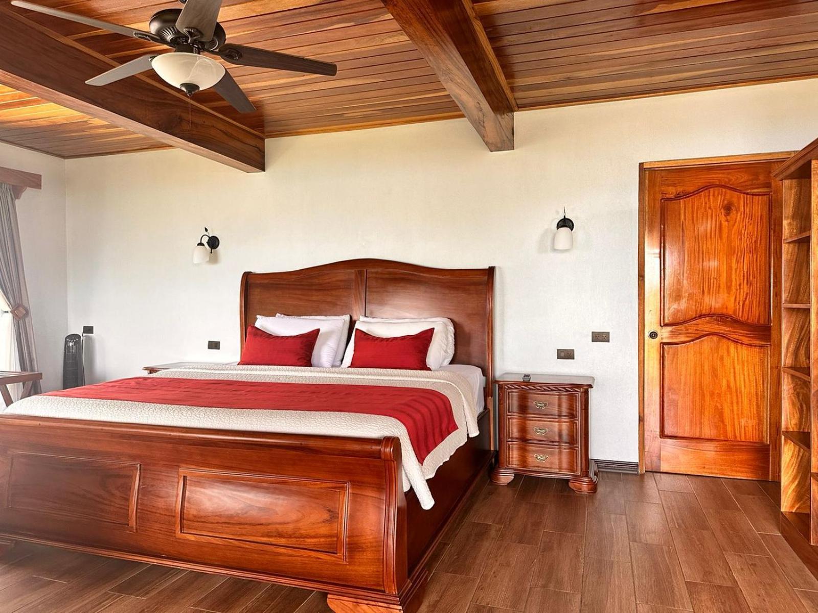 Hotel Tropico Monteverde 외부 사진