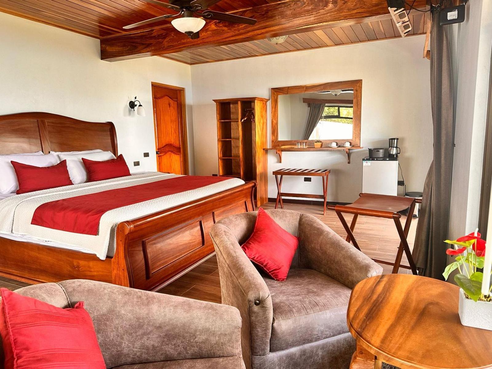 Hotel Tropico Monteverde 외부 사진